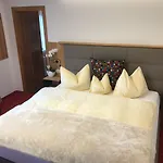Pensjonat Haus Katharina 3*